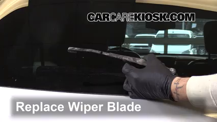 Rear Wiper Blade Change Chevrolet Equinox (2010-2017) - 2017 Chevrolet